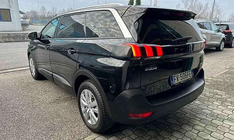 Peugeot 5008 Bluehdi...