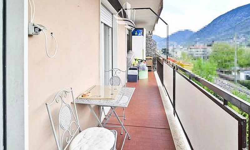 Bilocale Con Balcone...