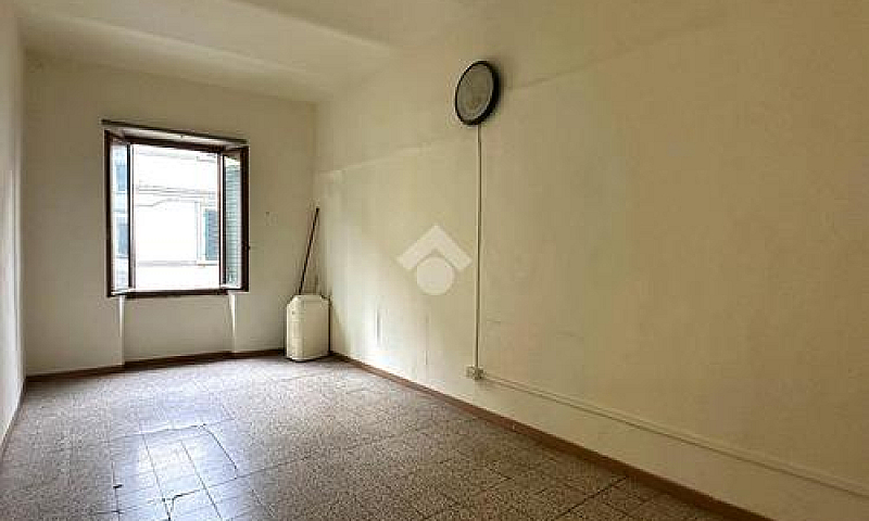 3 Locali A Pistoia...