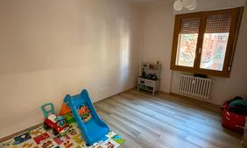 4 Vani Pressi Viale ...