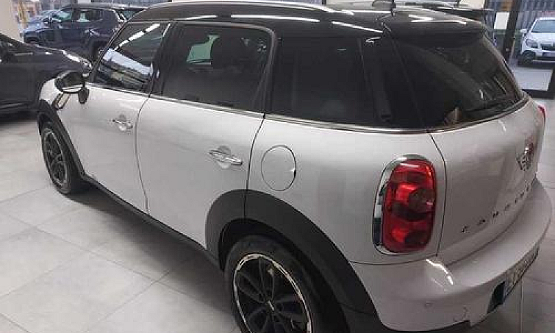 Mini Mini Countryman...