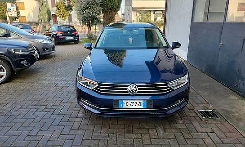 Volkswagen Passat 2....
