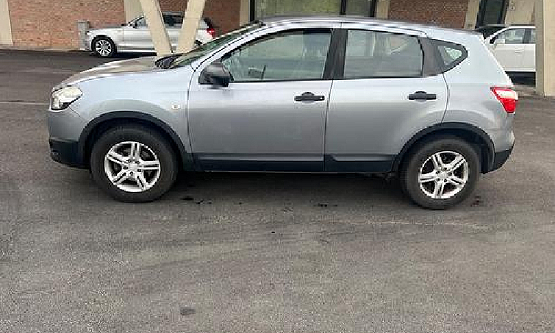 Nissan Qashqai 1.6 1...