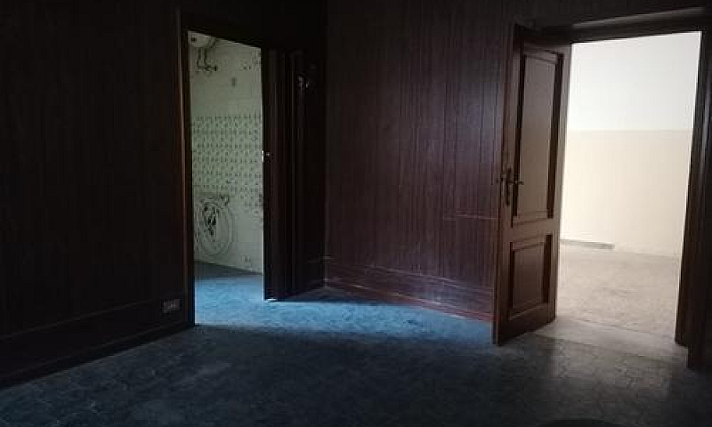 598428 Crotone Centr...
