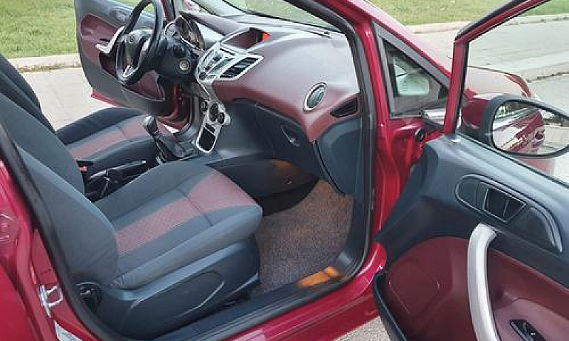 Ford Fiesta 1.4 5 Po...