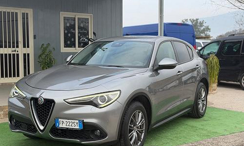 Alfa Romeo Stelvio 2...