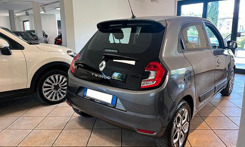 Renault Twingo Sce 6...