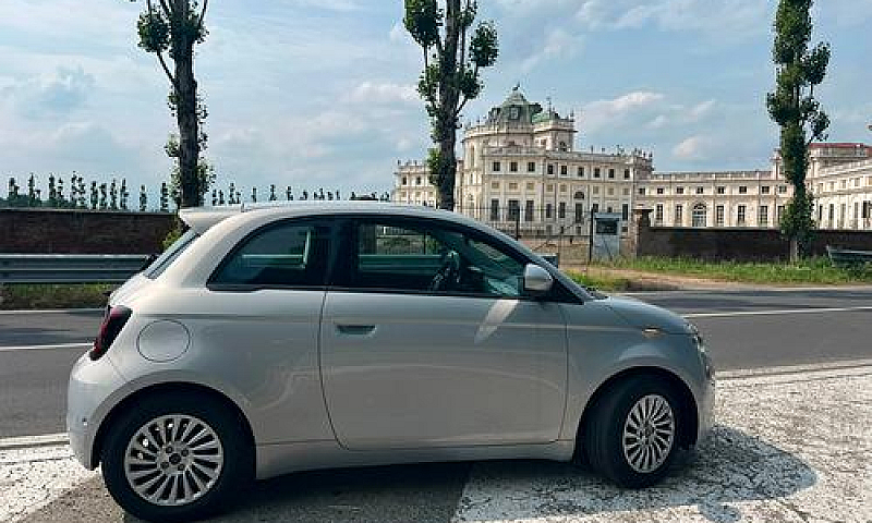 Fiat 500 (2020-->) 5...
