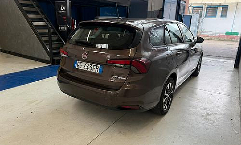 2021 Fiat Tipo 1.6 M...