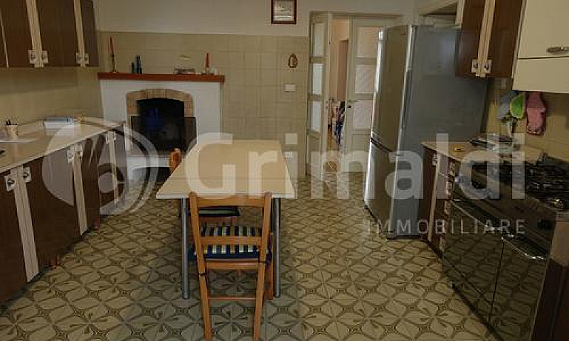 Appartamento Massa [...