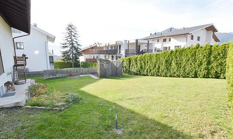 Aica: Quadrilocale C...