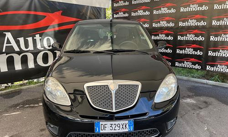 Lancia Ypsilon 1.3 M...