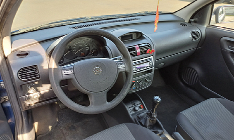 Opel Corsa 1.2 Benzi...
