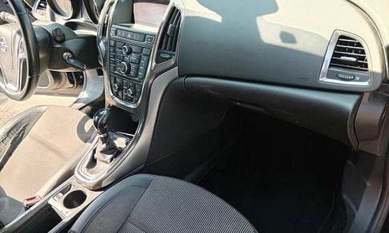 Opel Astra Cosmo 1.7...