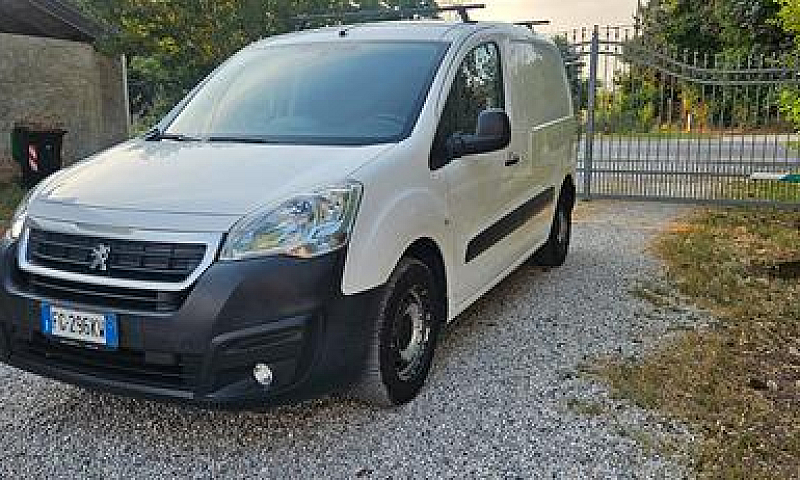 Peugeot Partner Tepe...