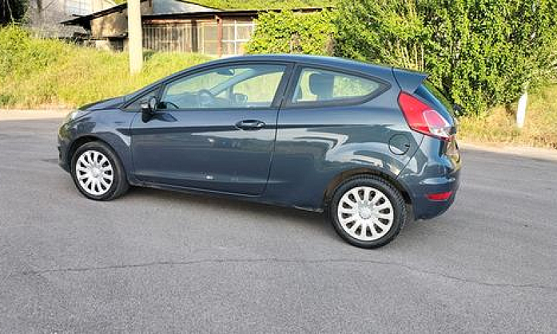 Ford Fiesta 1.5 Tdci...