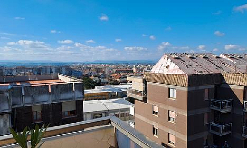 Via Dau- Attico Pano...