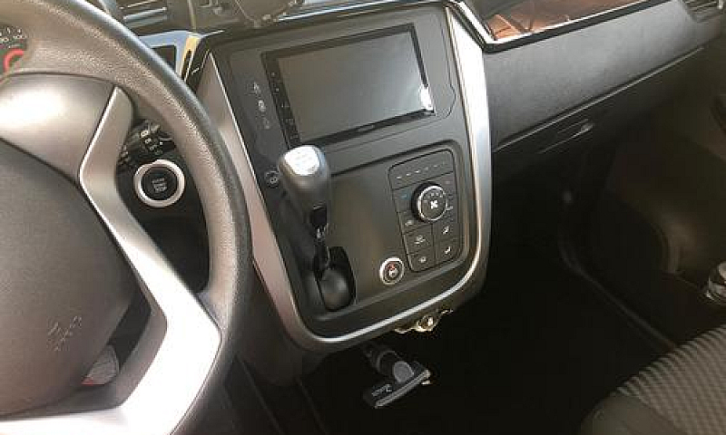 Mahindra Kuv 100 1.2...