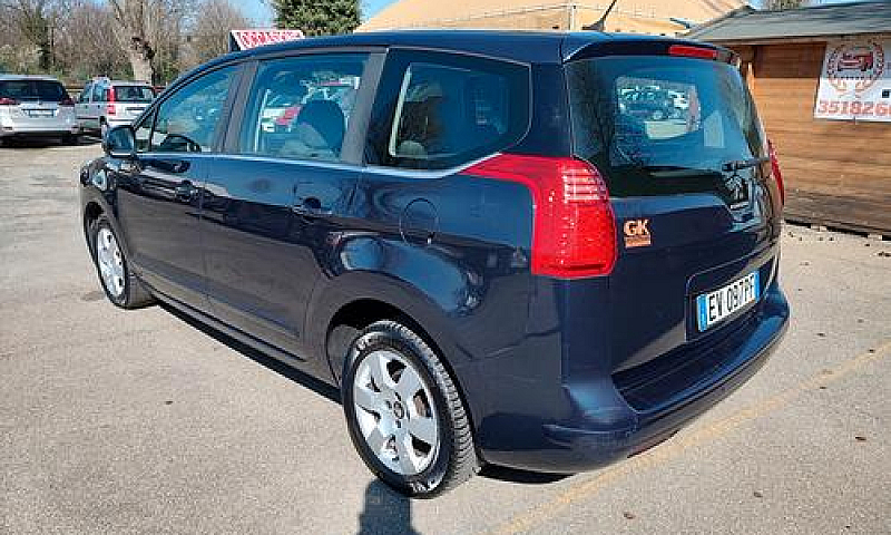 Peugeot 5008 1.6 Hdi...