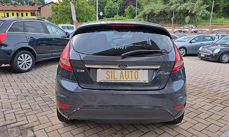 Ford Fiesta 1.4 Tdci...