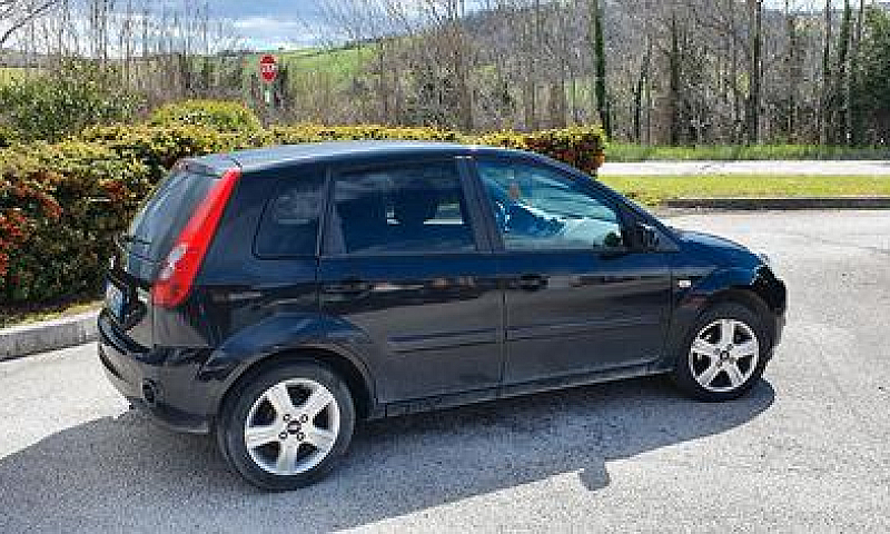 Ford Fiesta 5ª Serie...