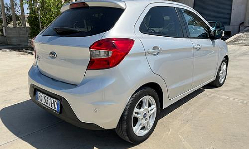 Ford Ka 1.2 85Cv 5 P...