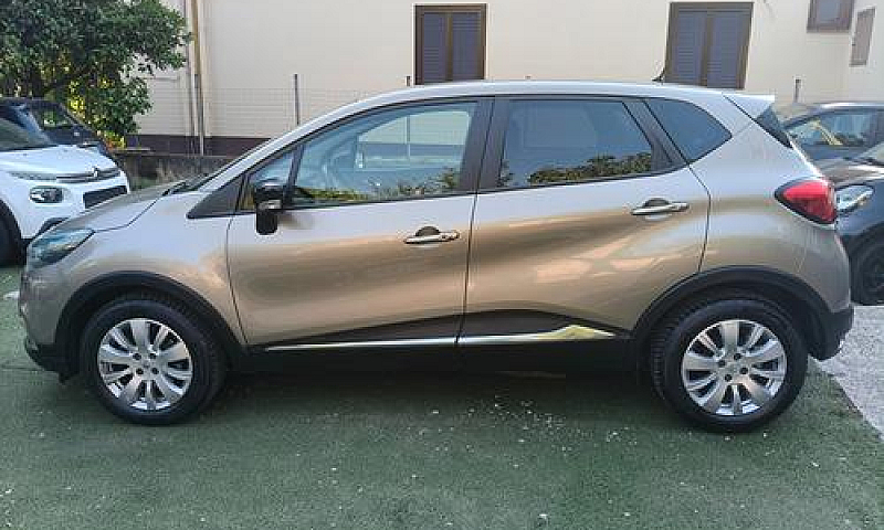 Renault Captur 1.5 D...