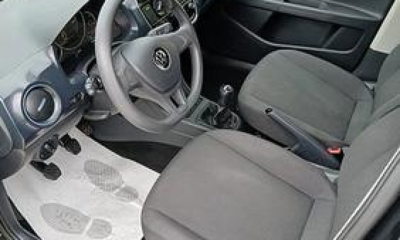 Volkswagen Up! 1.0 5...