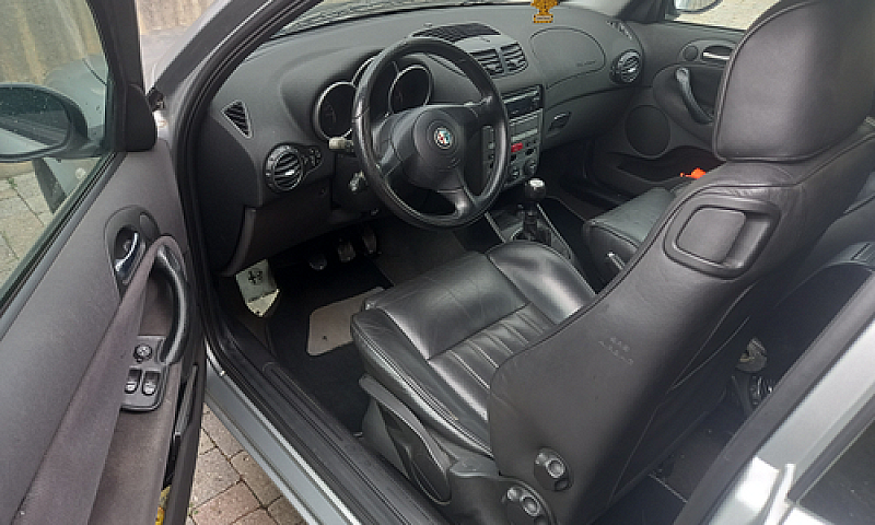 Alfa 147 1900 Jtd...