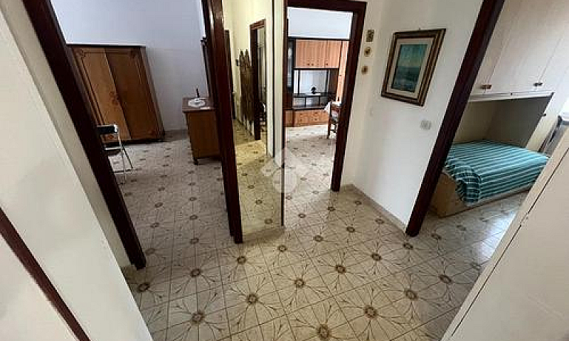 4 Locali A Albisola ...