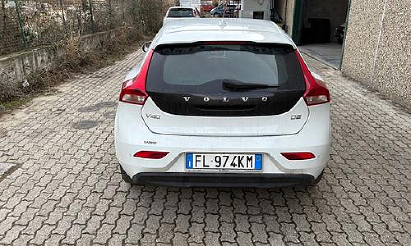 Volvo V40 D2 Geartro...
