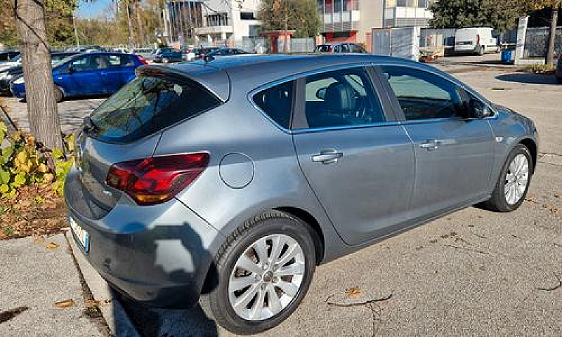 Opel Astra 1.7 Cdti ...