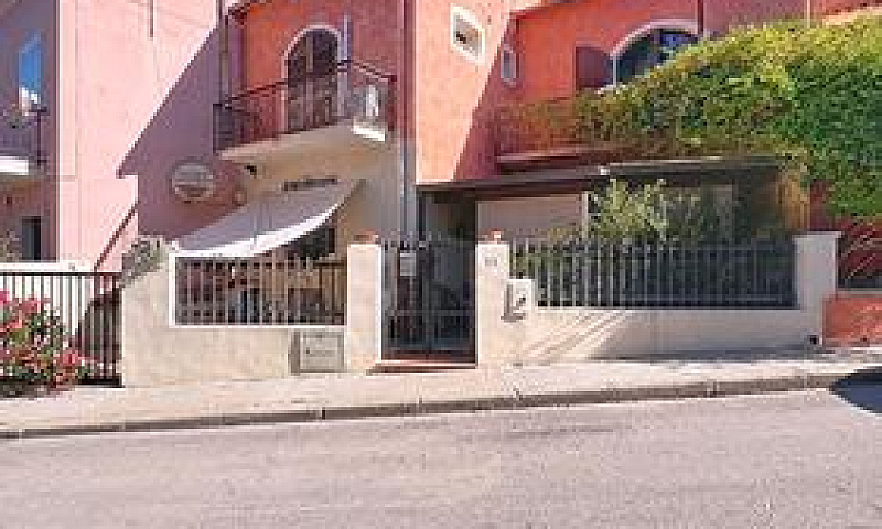Casa Bifamiliare Ind...