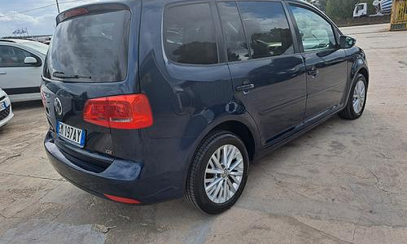 Volkswagen Touran 1....