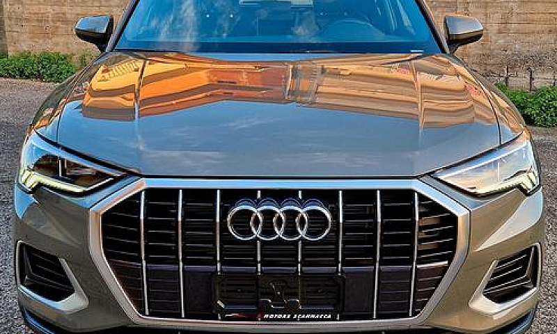 Audi New Q3 35 2.0 T...