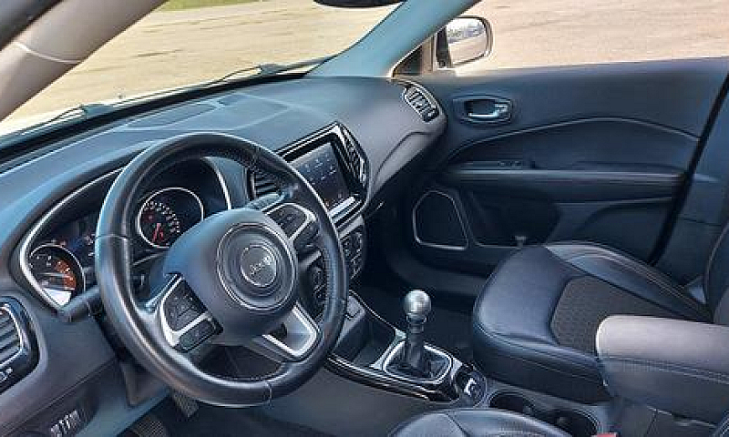 Jeep Compass 2021 1....