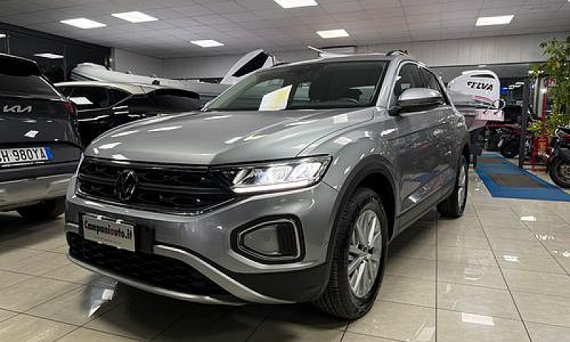 Volkswagen T-Roc 1.0...