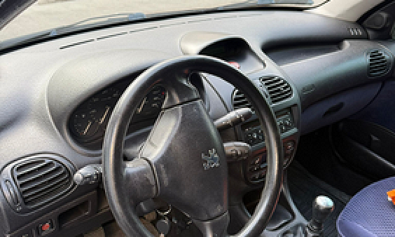 Peugeot 206 Diesel 1...