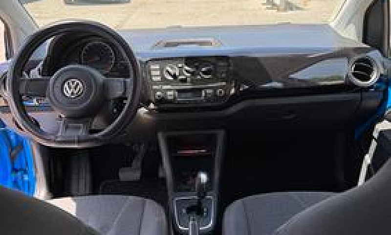 Volkswagen Up - 2015...