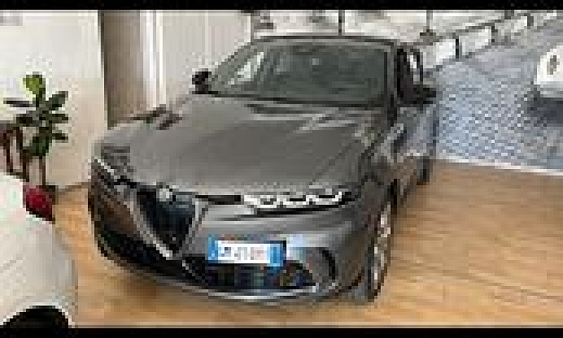 Alfa Romeo Tonale 1....