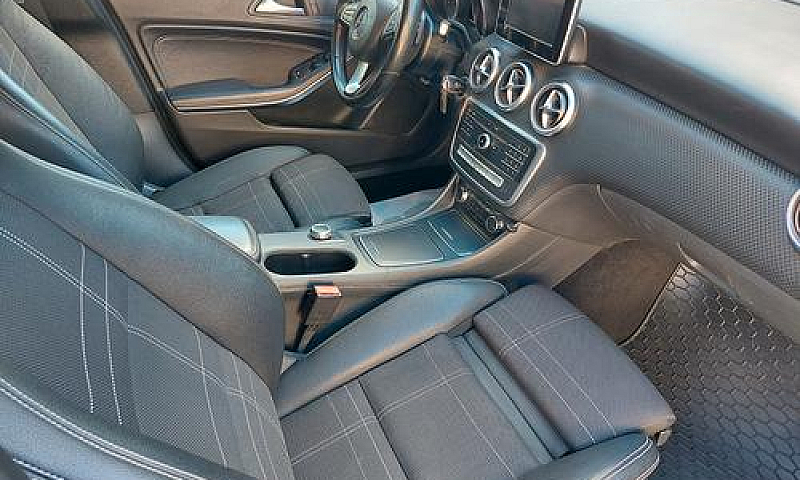 Mercedes-Benz A 200 ...