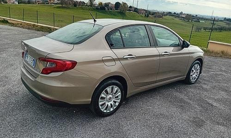 Fiat Tipo 1.4 4 Port...