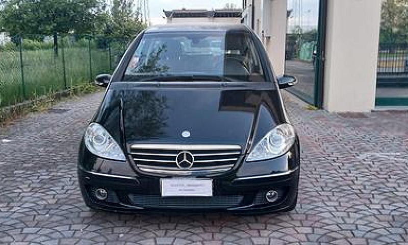 Mercedes A 150 Benzi...