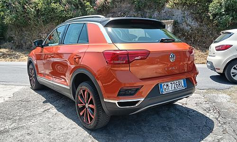 Volkswagen T-Roc 1.5...
