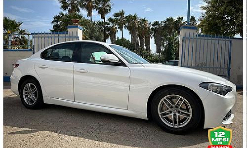 Alfa Romeo Giulia 2....