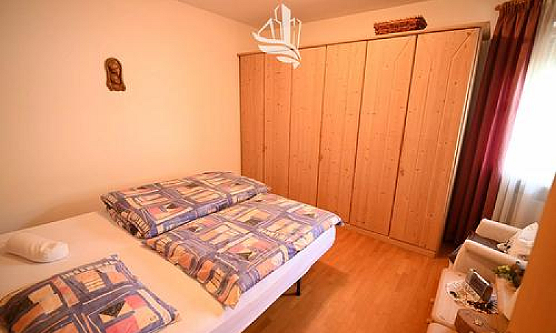 Appiano: Quadrilocal...