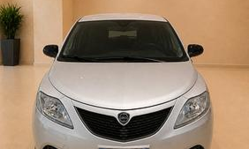 Lancia Ypsilon 1.0 F...