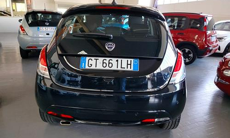 Lancia Ypsilon 1.0 F...