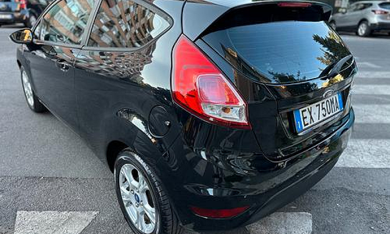 Ford Fiesta 1.4 97Cv...