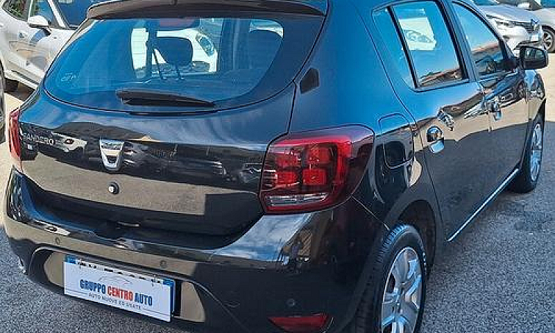 Dacia Sandero Street...